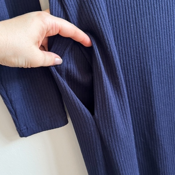 SMASH + TESS • The Winter Lounger in Modest Marine - Picture 5 of 11